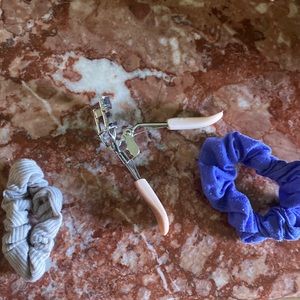 Scrunchie , eyelash curler, grey, pink , purple